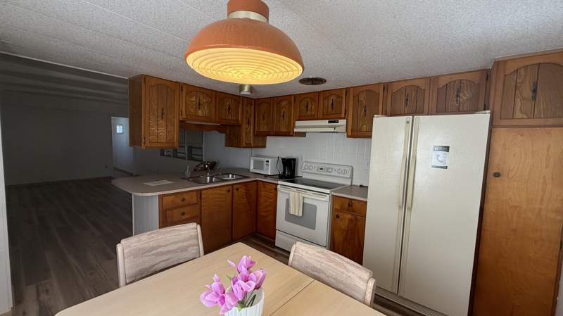 2 bedroom Mobile Home at 11055 SE Federal Hwy 97 Highway #97, Woodbridge Mobile Village Unrec Co-Op, Hobe Sound — photo 4