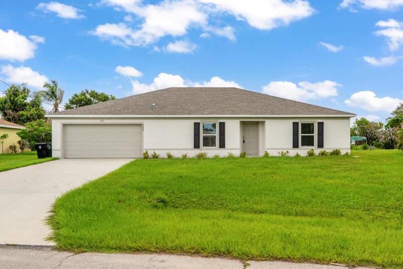 4 bedroom Single Family Residence at 2386 SE Manor Avenue, Port St Lucie Section 30, Port St. Lucie — photo 2