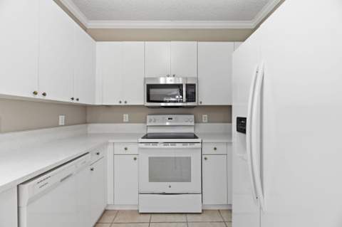 4745 NW 114th Drive, Coral Springs FL - photo 13 of 33