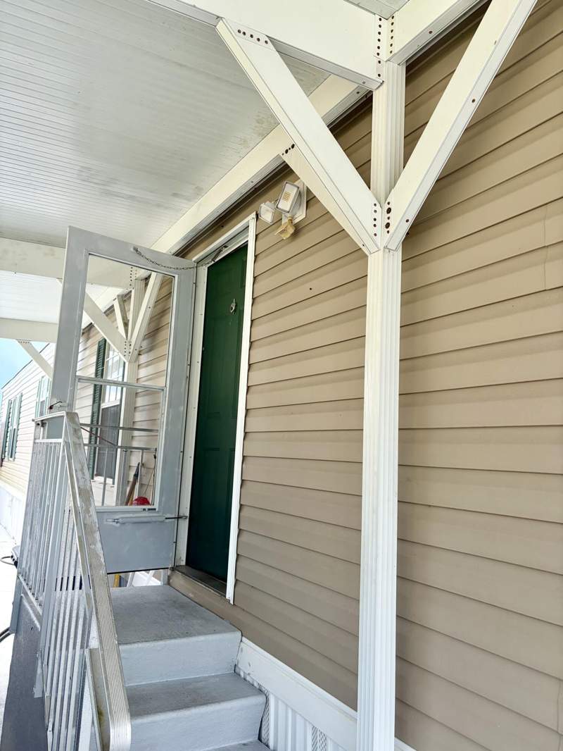 2 bedroom Mobile Home at 14 Huarte Way, Spanish Lakes one, Port St. Lucie — photo 5