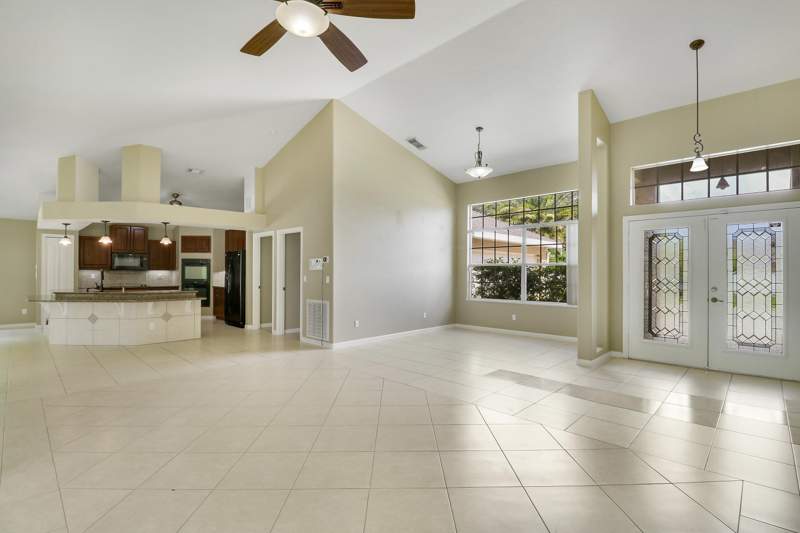 4 bedroom Single Family Residence at 1114 SW Kalevala Drive, Port St Lucie Section 33, Port St. Lucie — photo 5