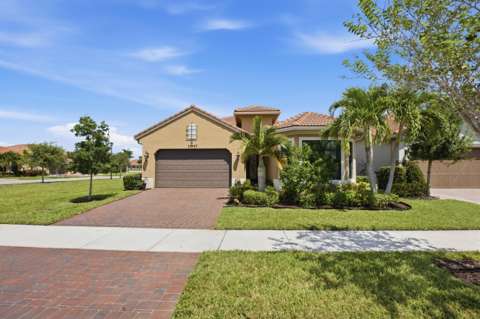 11947 Haga Run, home for sale in Parkland 33076