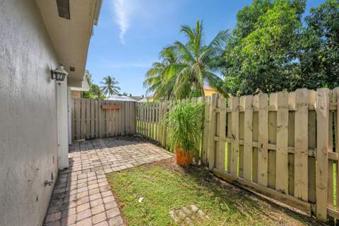 12152 NW 36th Place, Sunrise FL - photo 10 of 37