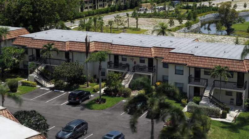 2 bedroom Condominium at 7142 Golf Colony Court #102, Lucerne Lakes Golf Colony Condos 1 Thru 12 And 14, Lake Worth — photo 2