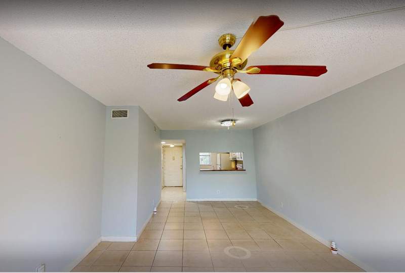 2 bedroom Condominium at 7142 Golf Colony Court #102, Lucerne Lakes Golf Colony Condos 1 Thru 12 And 14, Lake Worth — photo 4