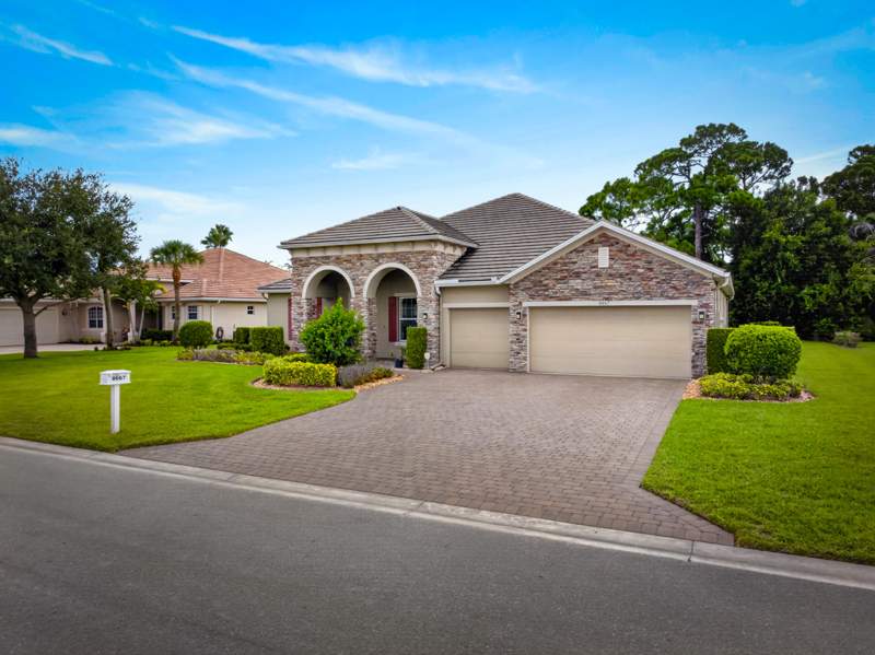 4 bedroom Single Family Residence at 8067 Kiawah Trace, Pod 25 At The Reserve, Port St. Lucie — photo 2