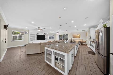 8067 Kiawah Trace, Port St. Lucie FL - photo 10 of 36