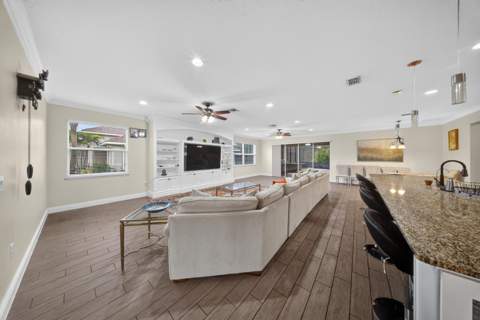 8067 Kiawah Trace, Port St. Lucie FL - photo 11 of 36