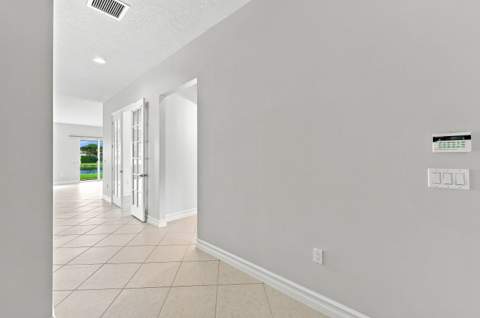 14820 Strand Lane, Delray Beach FL - photo 11 of 48