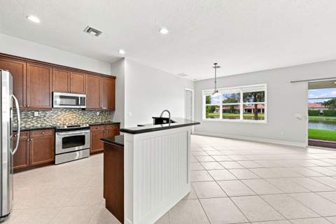 14820 Strand Lane, Delray Beach FL - photo 12 of 48