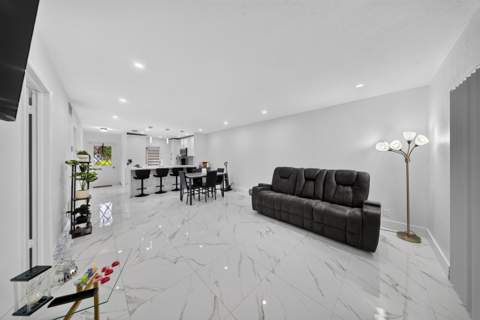 265 Cape Cod Circle, Lake Worth FL - photo 15 of 39