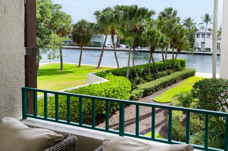 2 bedroom Condominium at 100 SE 5th Avenue #202, Mizner Court Condo, Boca Raton — photo 4