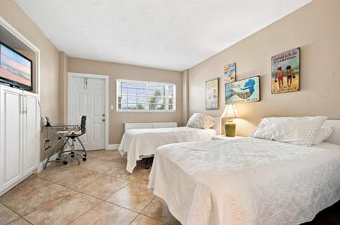 140 NE 28th Avenue #602, Pompano Beach FL - photo 22 of 36