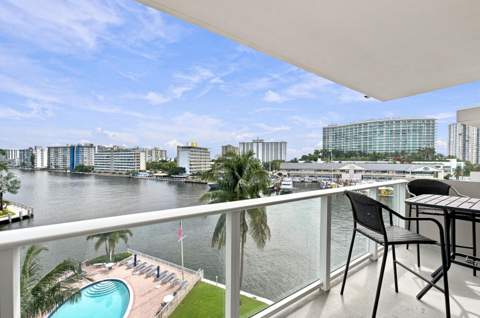 140 NE 28th Avenue #602, Pompano Beach FL - photo 24 of 36