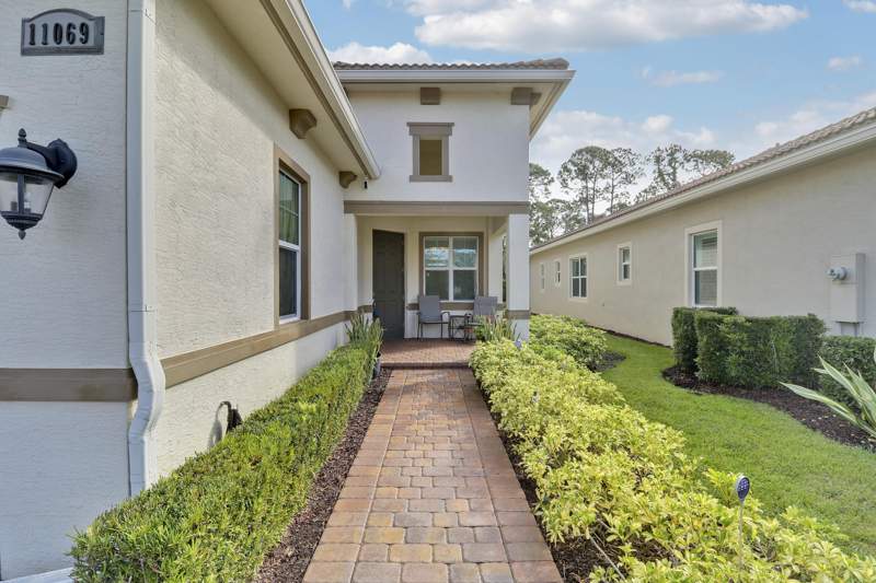 2 bedroom Single Family Residence at 11069 SW Visconti Way, Verano Pud 1 Plat No 15, Port St. Lucie — photo 4