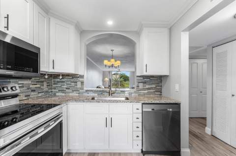 14307 Bedford Drive #204, Delray Beach FL - photo 7 of 60