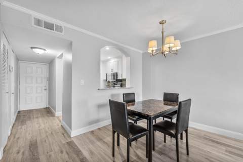 14307 Bedford Drive #204, Delray Beach FL - photo 10 of 60