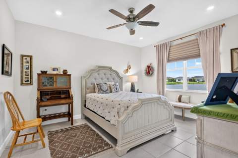 2048 SE Crosswood Way, Port St. Lucie FL - photo 12 of 28