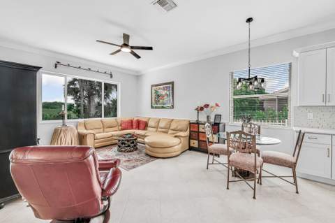 9152 Bay Harbour Circle, West Palm Beach FL - photo 14 of 63