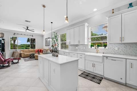 9152 Bay Harbour Circle, West Palm Beach FL - photo 23 of 63