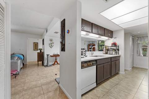 4251 Wood Ride #C, Boynton Beach FL - photo 10 of 26