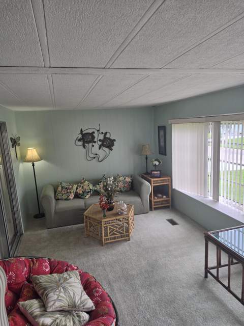 164 Camino Del Rio, Port St. Lucie FL - photo 6 of 24