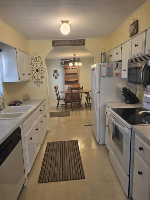164 Camino Del Rio, Port St. Lucie FL - photo 11 of 24