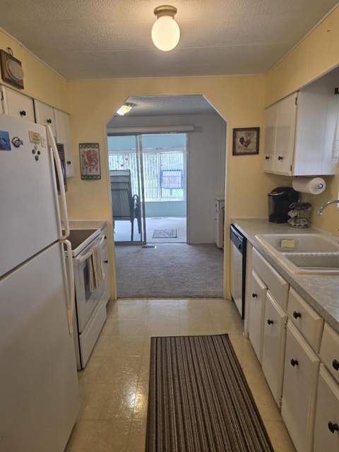164 Camino Del Rio, Port St. Lucie FL - photo 12 of 24