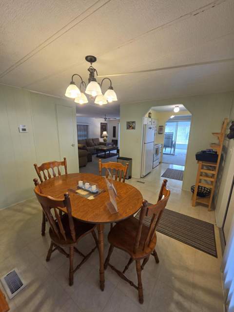 164 Camino Del Rio, Port St. Lucie FL - photo 16 of 24