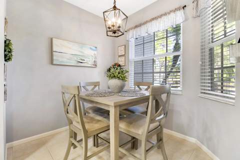 7024 Torrey Pines Circle, Port St. Lucie FL - photo 12 of 61