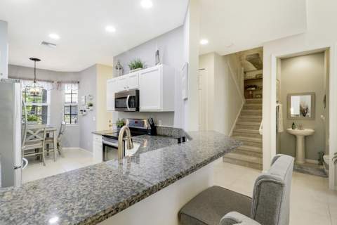 7024 Torrey Pines Circle, Port St. Lucie FL - photo 13 of 61