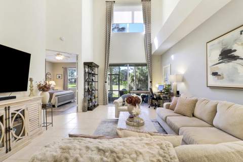 7024 Torrey Pines Circle, Port St. Lucie FL - photo 17 of 61