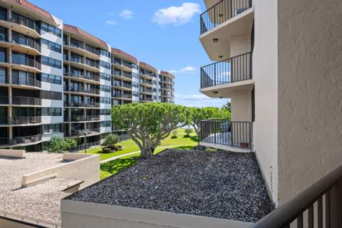 859 Jeffery Street #312, Boca Raton FL - photo 12 of 51