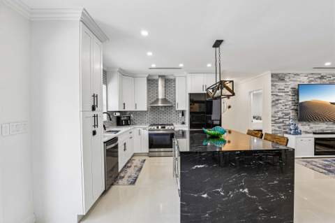 2601 NE 18th Street, Pompano Beach FL - photo 16 of 53