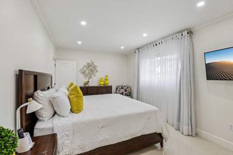 2601 NE 18th Street, Pompano Beach FL - photo 21 of 53