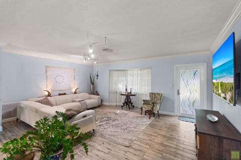 291 Lake Drive, Coconut Creek FL - photo 6 of 102