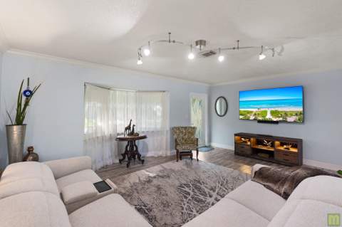 291 Lake Drive, Coconut Creek FL - photo 7 of 102