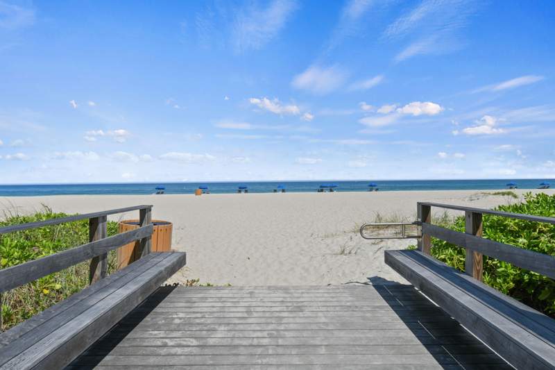 2 bedroom Condominium at 3000 N Ocean Drive #8A, Tiara Condo, Singer Island — photo 2