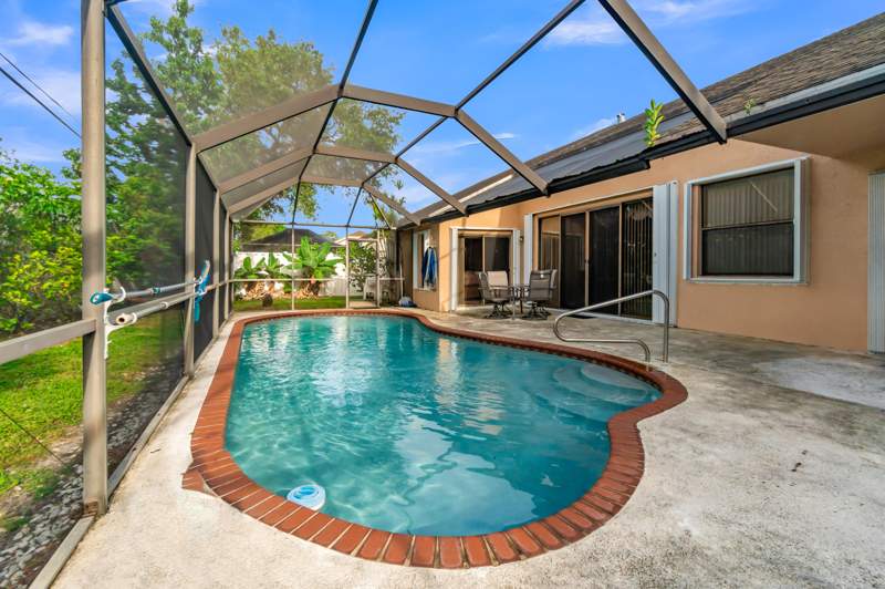 4 bedroom Single Family Residence at 7365 NW 54th Court, Boulevard Woods East, Lauderhill — photo 2