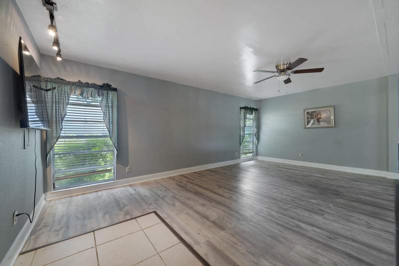 2 bedroom Single Family Residence at 6311 NW 72nd Avenue, Mainlands Of Tamarac Lakes, Tamarac — photo 5