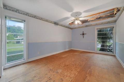 6311 NW 72nd Avenue, Tamarac FL - photo 17 of 37