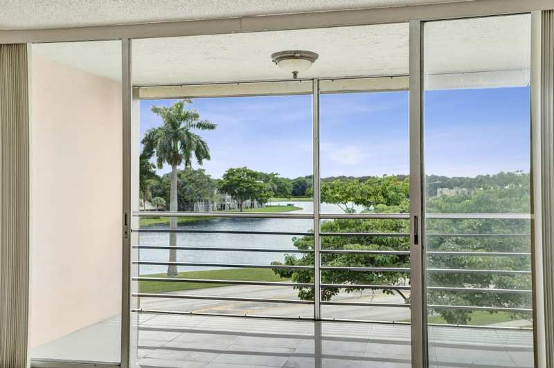 2 bedroom Condominium at 9480 Tangerine Place #402, Tangerine Condominium Eight, Davie — photo 1