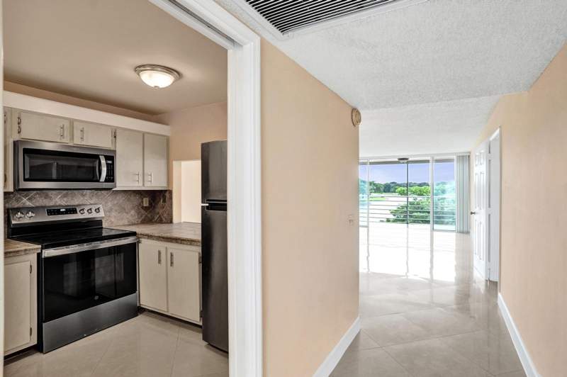 2 bedroom Condominium at 9480 Tangerine Place #402, Tangerine Condominium Eight, Davie — photo 3