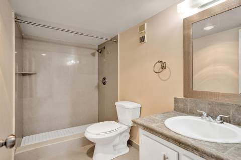 9480 Tangerine Place #402, Davie FL - photo 19 of 46