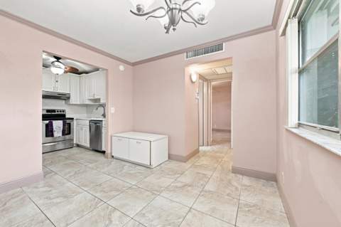 167 Valencia G, Delray Beach FL - photo 14 of 47