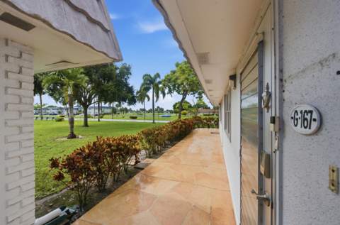 167 Valencia G, Delray Beach FL - photo 24 of 47