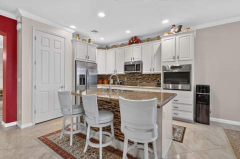 11320 SW Lake Park Drive, Port St. Lucie FL - photo 14 of 41