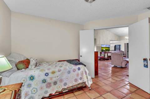 9420 Chelsea Drive, Plantation FL - photo 18 of 19