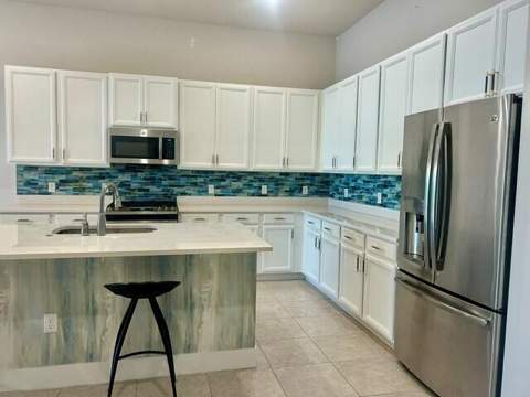 7642 N Blue Spring Drive, Parkland FL - photo 13 of 69