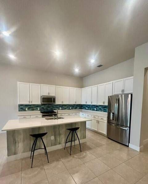 7642 N Blue Spring Drive, Parkland FL - photo 14 of 69